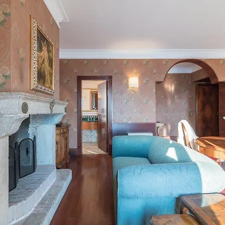 Hotell Torre Sant'angelo 4*