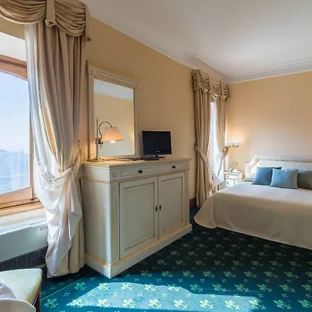 Torre Sant'angelo Hotell 4*
