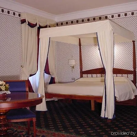 Hotel Torre Sant'angelo 4*